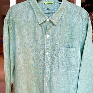 Tommy Bahama men's long sleeve button down shirt. Unusual but pleasant green
